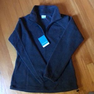 NWT COLUMBIA Half-zip fleece Benton Springs pullover. Size Medium.